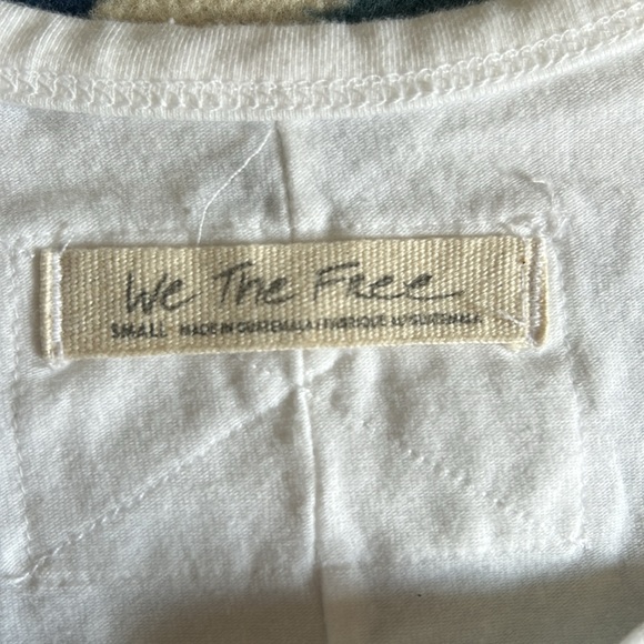 Free People Cropped Long Sleeve White Top - Picture 2 of 2